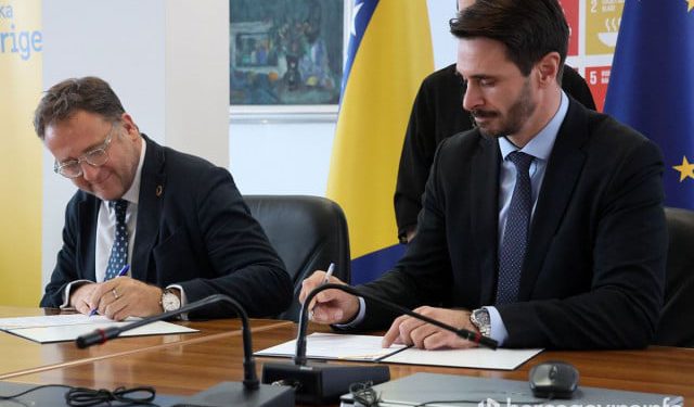 FOTO/VIDEO Federalno ministarstvo pravde i pet hercegovačkih općina potpisali sporazum o digitalizaciji javnih usluga