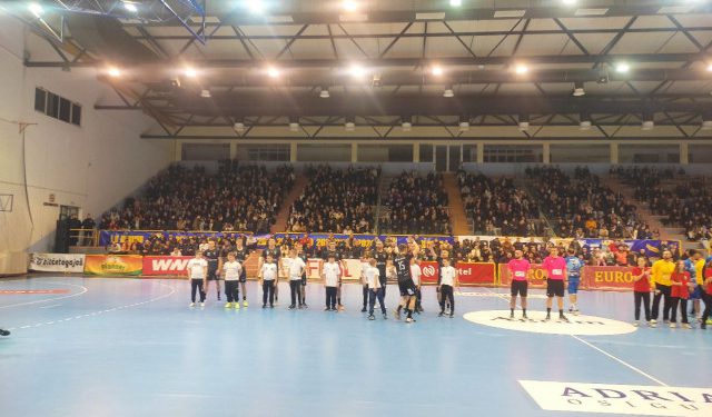 FOTO/VIDEO Izviđač igra utakmicu koju su sanjala mnoga djeca, u Ljubuškom mogu do četvrtfinala EHF CUP-a