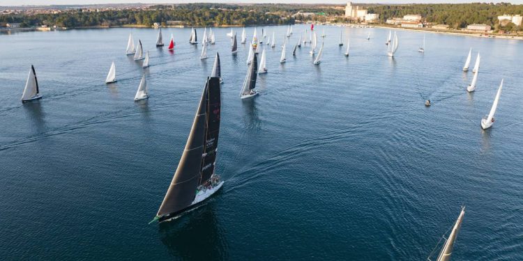 Full Moon jedriličarski spektakl u Puli ponovno kreće!