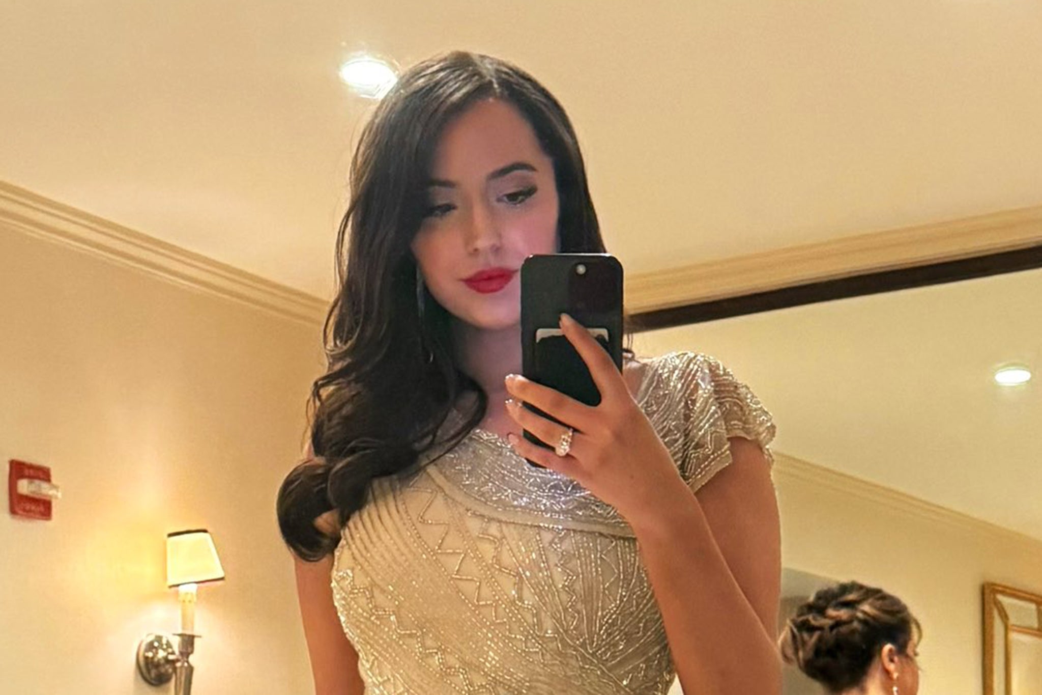 St. Clair (26) emitirao je da je Elon Musk bio navodni otac svog djeteta u petak