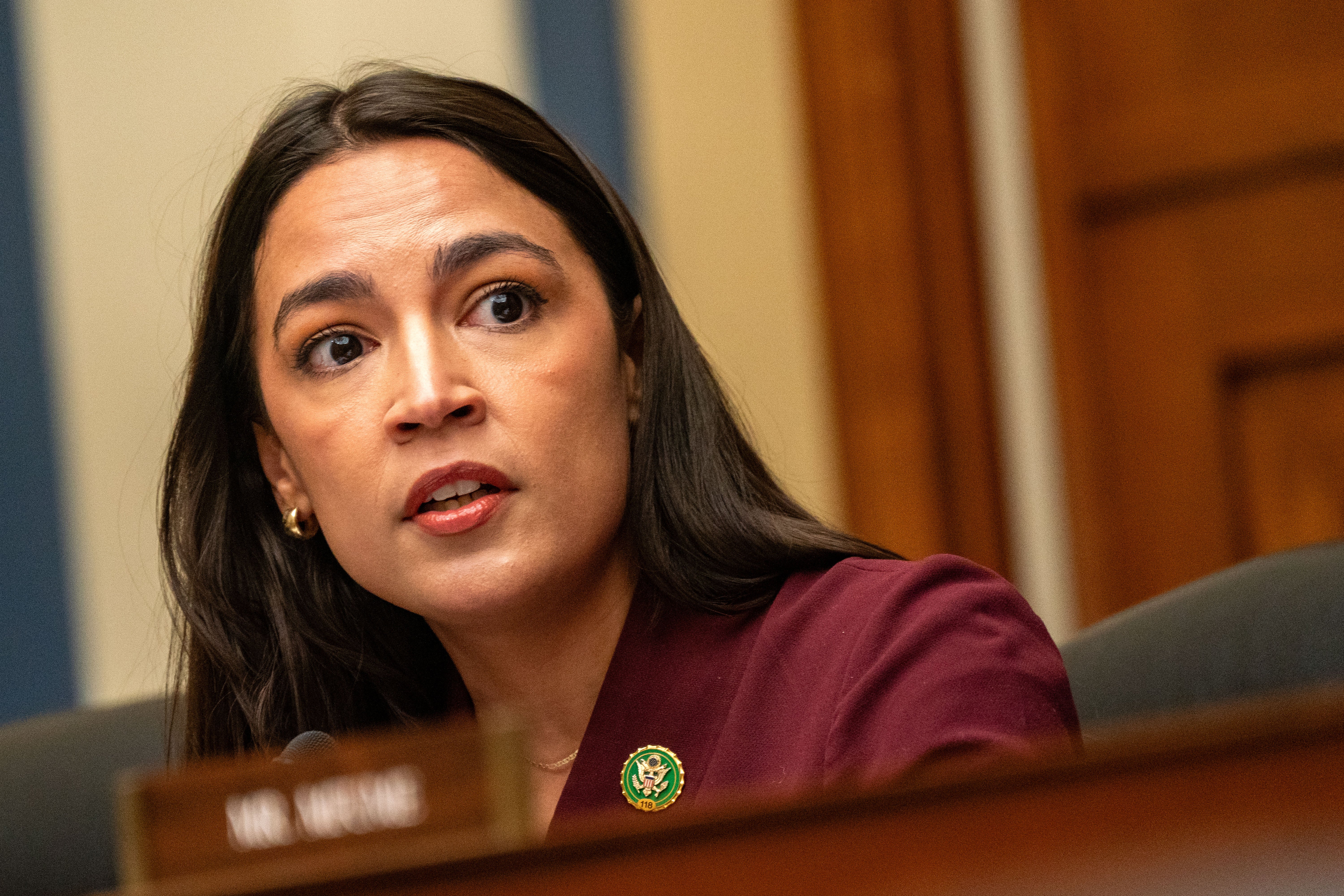 Alexandria Ocasio-Cortez uzvratila je ljubiteljima MAGA-e koji je lažno tvrdio da je njezina neto vrijednost 30 milijuna dolara
