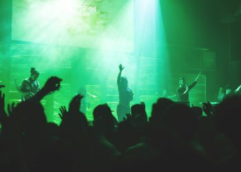 Gledala duhovnu obnovu iz Dugog Sela online i ozdravila: ‘Bolovi potpuno nestali’