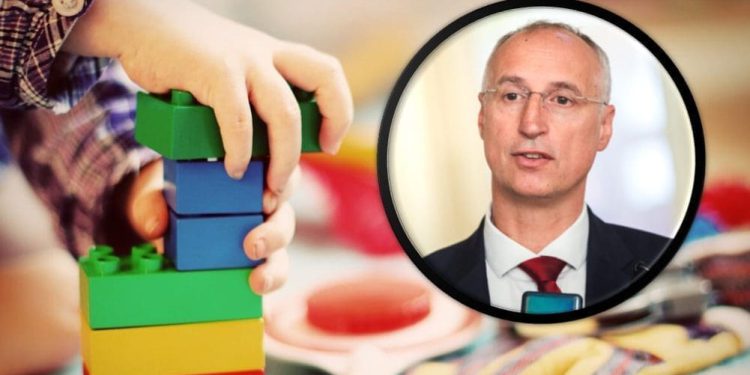 Grad Split sufinancira boravak djece u obrtima za dadilje. Evo o kojem iznosu je riječ