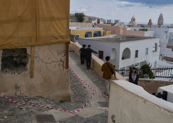 Grčki otok Santorini evakuiran nakon potresa otresaj turističko odredište