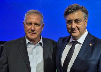 HDZ-ov kandidat za gradonačelnika Trogira, Miljenko Rilje objavio svoj program. Uputio je poruku gradonačelniku Biliću