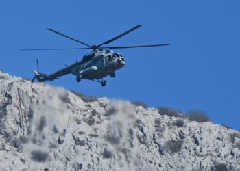 Helikopter pola sata nadlijetao Mosor, doznali smo o čemu se radi