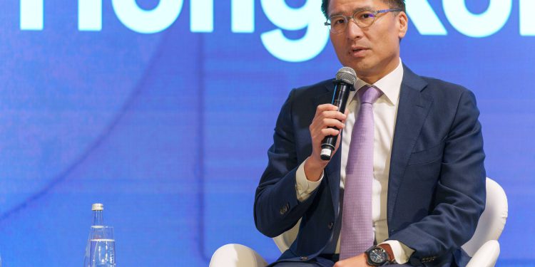 Hong Kong -ov pacijent pristup regulaciji kriptovaluta isplatit će se: Legcov Duncan Chiu