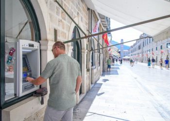 Hrvatska bi mogla uvesti nizozemski model bankomata, smanjio broj uređaja i ne bi bilo provizije