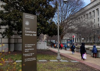 IRS za otpuštanje 6.700 osoblja u Trumpu i Musk’s Doge Chistge tjednima prije roka za podnošenje poreza