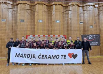 Igrači i navijači Ardiaei poslali poruku podrške mladom rukometašu koji je ozlijeđen u padu stijene