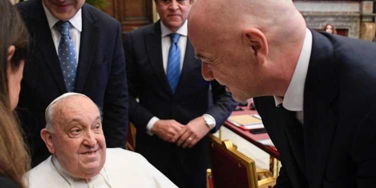 Infantino s papom na svjetski sastanak za dječja prava
