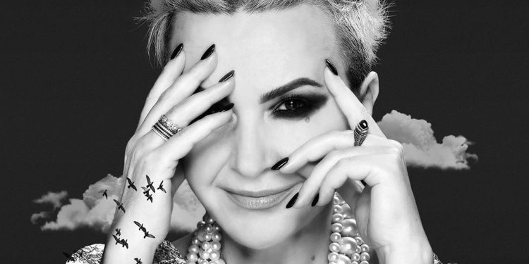 Intimni koncert Amire Medunjanin u Hvarskom kazalištu