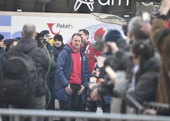 Islandski izbornik oduševljen atmosferom na Trgu: ‘Vi ljudi ste totalno ludi ljudi’