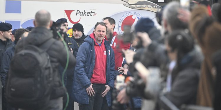 Islandski izbornik oduševljen atmosferom na Trgu: ‘Vi ljudi ste totalno ludi ljudi’