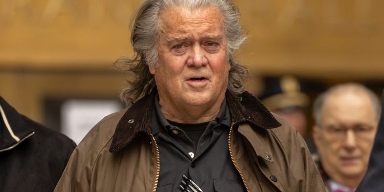 Izrežite, ali nemojte koristiti ‘Mesna sjekira’: Steven Bannon upozorava Trumpa i mošusa da je gomila magas na Medicaidu