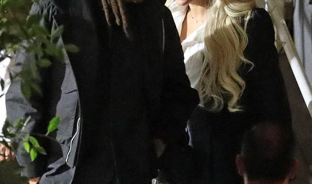 Jay-Z i Beyonce viđali su prvi put otkako je odbacio slučaj silovanja tinejdžera s Diddyjem