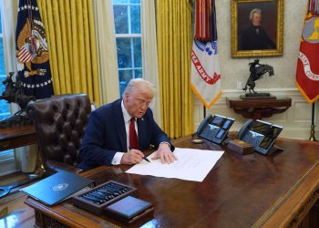 Je li Donald Trump otkazao Mjesec crne povijesti?