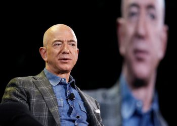 Jeff Bezos je prošlog ljeta postavio Trumpa drugačiji izbor VP -a – nekoliko mjeseci prije nego što je povukao odobrenje za Harrisa, nove knjigovodstvene tvrdnje