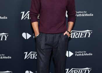 Justin Baldoni curi neviđene tekstove Ryana Reynoldsa koji su rasvijetlili iznenađujuću vezu Pair prije svađe