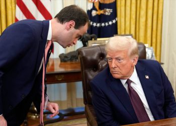 Kako je Trump proveo svoje prve tjedne ciljajući na transrodne i nebične ljude