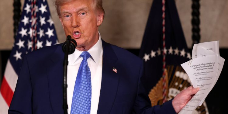 Katolički biskupi tužuju Trumpovu administraciju zbog ‘izvlačenja prostirke’ iz programa izbjeglica