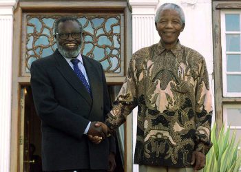 Kralj Charles vodi počast utemeljitelja oca demokratske namibije