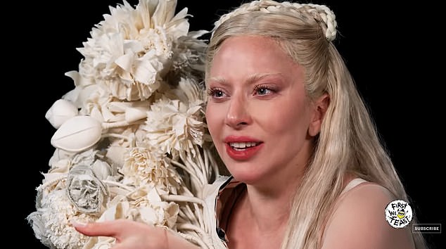 Lady Gaga uzvrati suze tijekom intervjua s vrućim onima dok otkriva zašto se gotovo udaljila od glazbe
