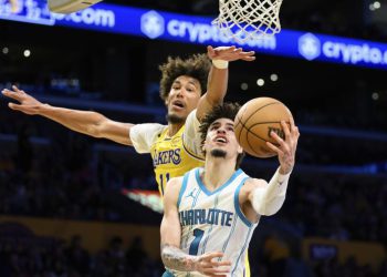 Los Angeles Lakers-Charlotte Hornets 97-100: GLI istaknute