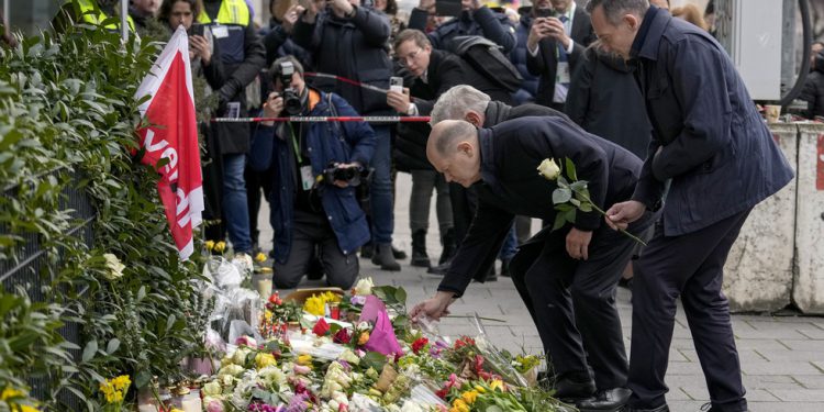 Majka i dijete umiru nakon Münchena ‘Ekstremistički napad’ – RT World News