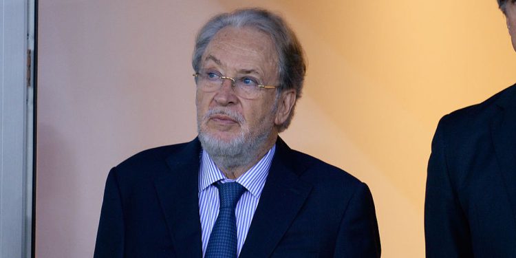 Malo ulaganja i daleki premijer: Fanovi Watforda protiv Pozza