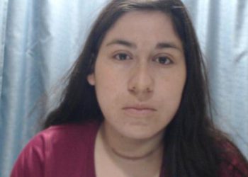 Mama, 29, uhićena je nakon što policija kaže da su njezino dijete pronašle mrtvo u kantu za smeće