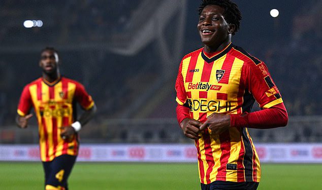 Man United natječe se u dogovoru za zvijezdu Lecce Patricka Dorgua – jer Danski internacionalac postaje drugo potpisivanje Ruben Amorima