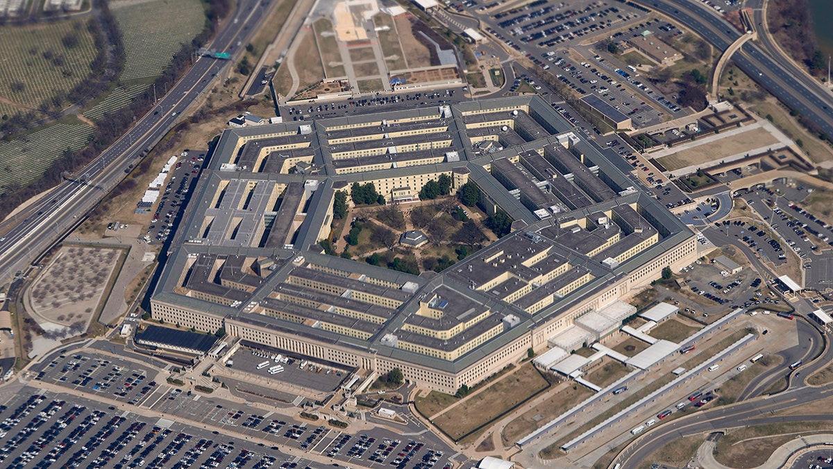 Pentagon iz zraka