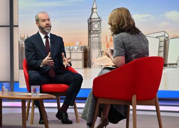 Ministar kabineta udario je u bijes JD Vancea dok Kemi Badenoch nagovara UK da se ‘bori za’ Slobodni govor