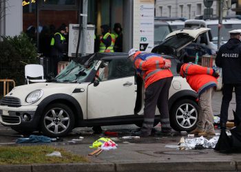 Münchenski napad na automobil Posljednje: Istraživanje terorističke policije nakon desetaka ozlijeđenih i uhićenih afganistanskih tražitelja azila