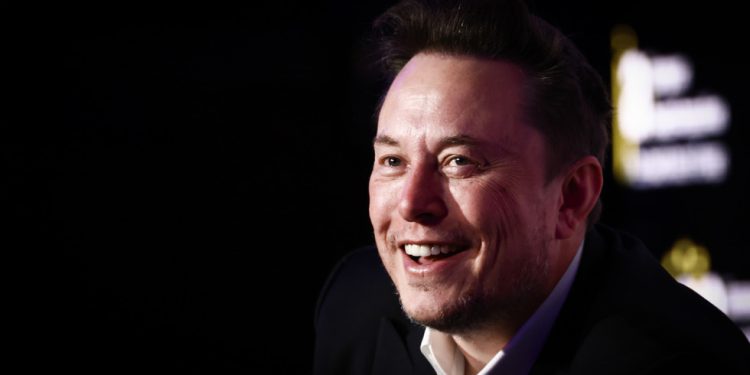 Musk se ruga pro-zapadnim ‘neovisnim’ medijima za gubitak američkih sredstava-RT World News