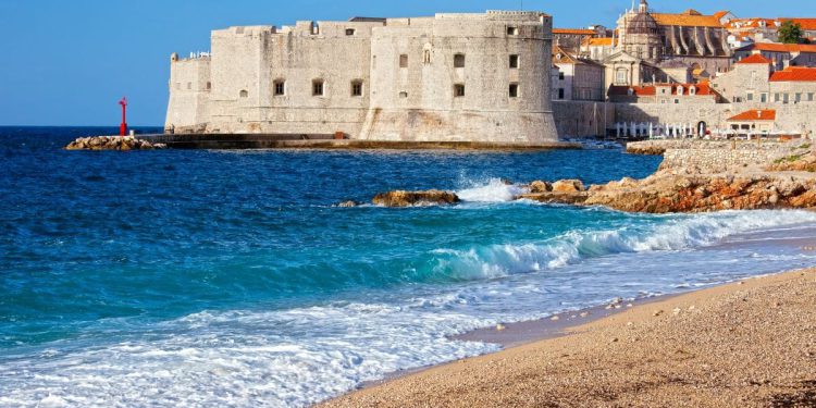 Na Jadranu više sunčana vremena, ali ujutro hladnije uz buru