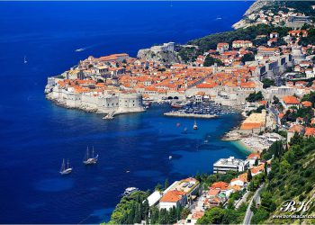 Na društvenim mrežama širi se video skoka s dubrovačkih zidina koji ledi krv u žilama