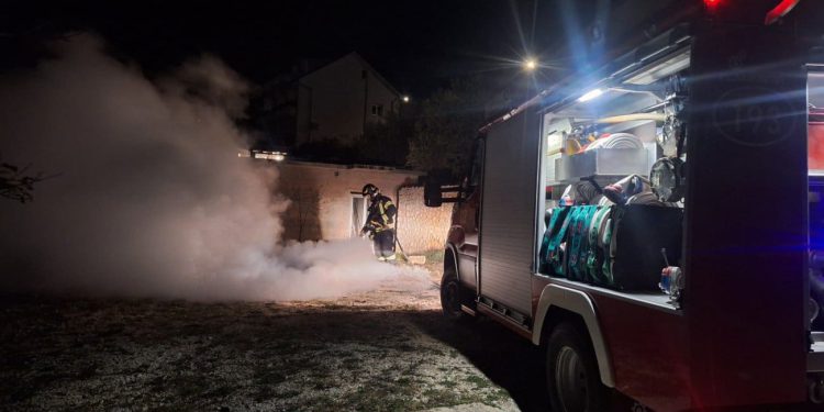 Na ovo su naletjeli vatrogasci iz Podstrane. Otkrili su detalje