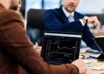 Nesigurnost na svjetskim burzama, Wall Street oštro pao