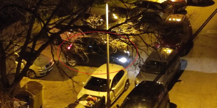 Nevjerojatna scena u Splitu: “Može li netko pomoći čoviku? Svira, ne prestaje, nigdje nikoga…”