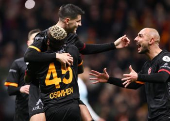 Nevjerojatno u Türkiye, Adana napušta polje u 30 ‘: Protesti zbog kazne za gala