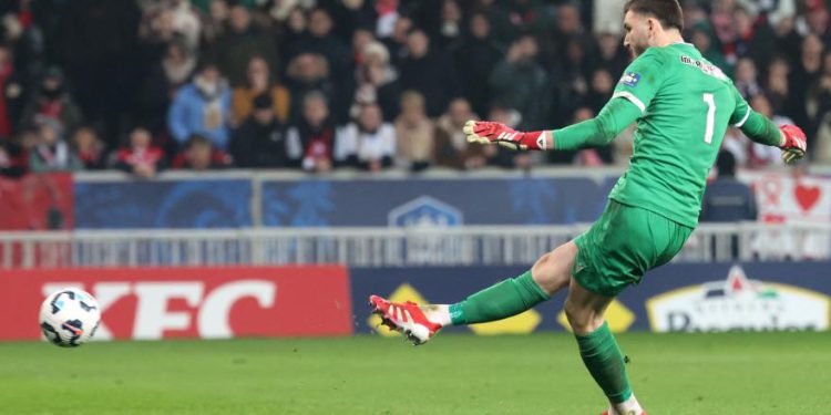 Nevjerojatno u francuskom kupu! Lilac eliminiran golmanom golmanom