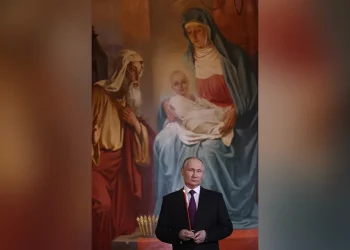 Noveterstvo reportera: Ukrajinski duhovni vođa kaže da je ruska pravoslavna crkva proširenje Kremlja