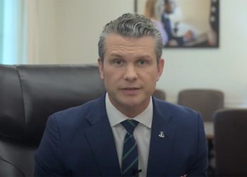 Obrana sek. Hegseth radeći s Dogeom na ‘Smanjivanje BS’