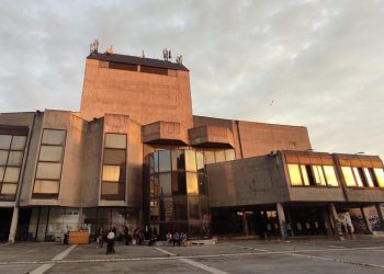 Odgođena predstava i izložba “Susret sa samim sobom”