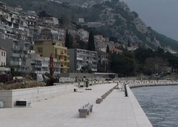 Omiš u novom ruhu: Nakon više od tri godine privodi se kraju gradnja nove luke i šetnice