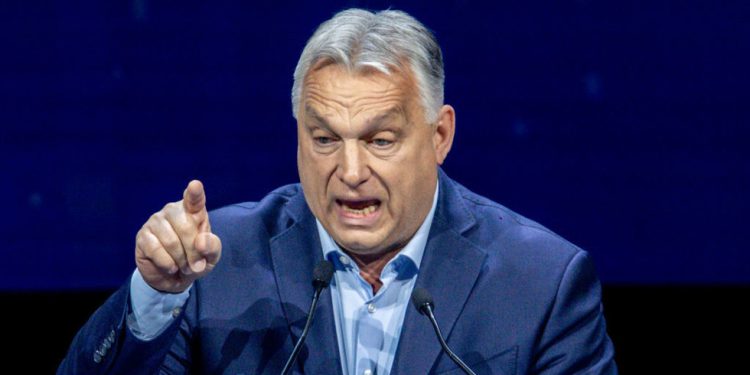 Orban eksplodira uvjerenje voditelja bosanskih Srbnica – RT World News