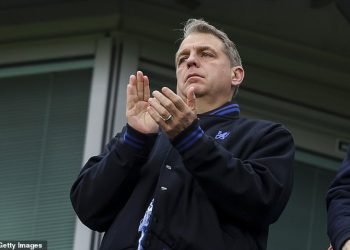 Otkriveno: Šef Chelseaja Todd Boehly je “suvlasnik neovlaštene web stranice za preprodaju ulaznica u Premier ligi” – Unatoč klupskom zalogu za zabranu Touts