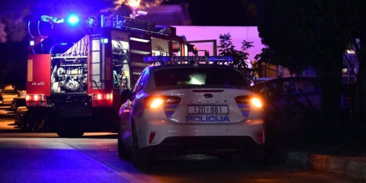 Planulo u neposrednoj blizini splitske škole, vatrogasci brzo riješili problem